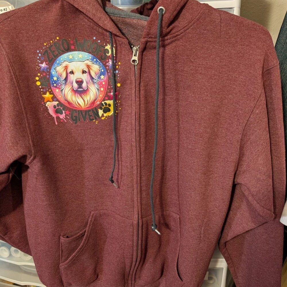 Fruit of the Loom Zip Hoody Unisex M  Burgundy Golden Retriever~Zero Woofs Given